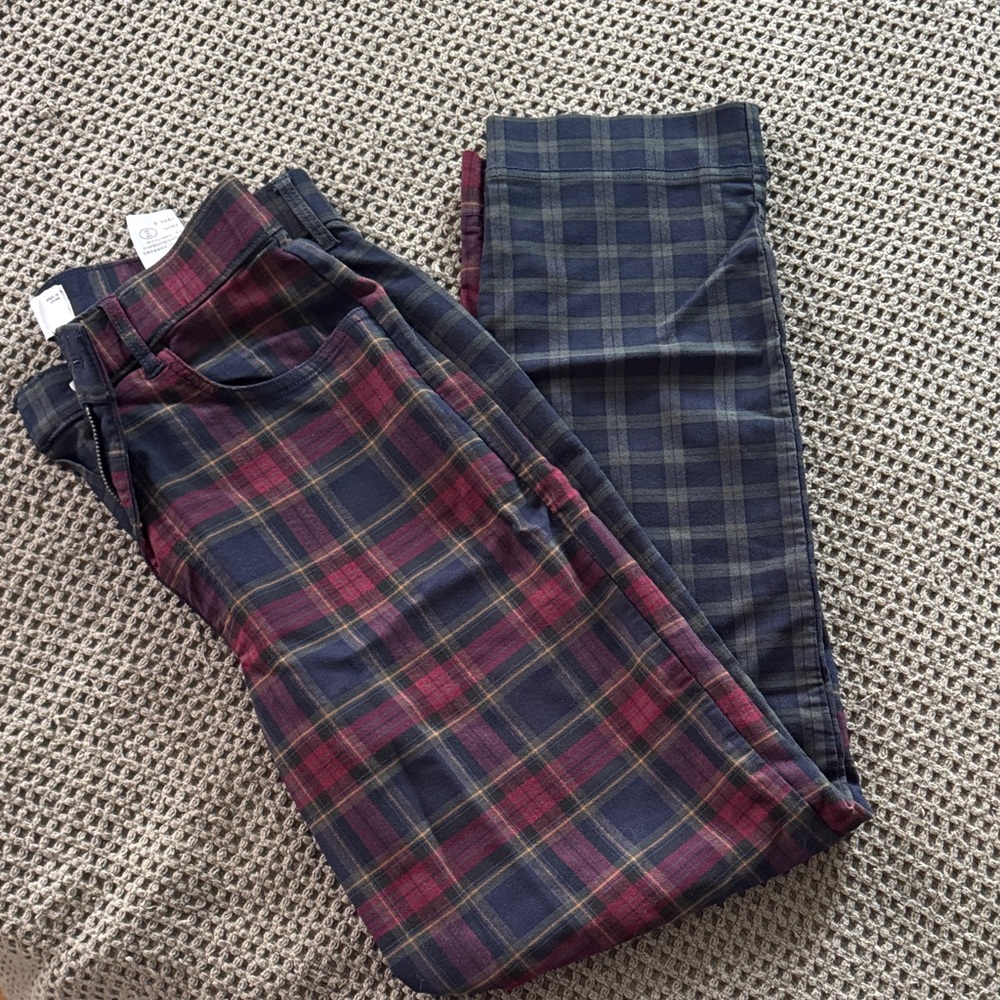 Hollister Ultra High Rise Split Plaid Pants - Navy & Burgundy